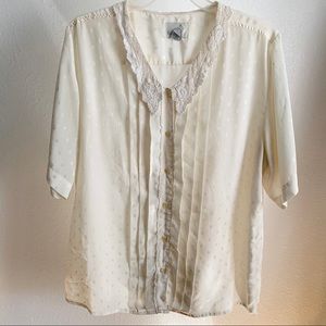 VINTAGE Lace Blouse